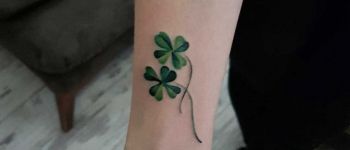 yonca-dovmesi-flower-tattoo - Dövme Modelleri